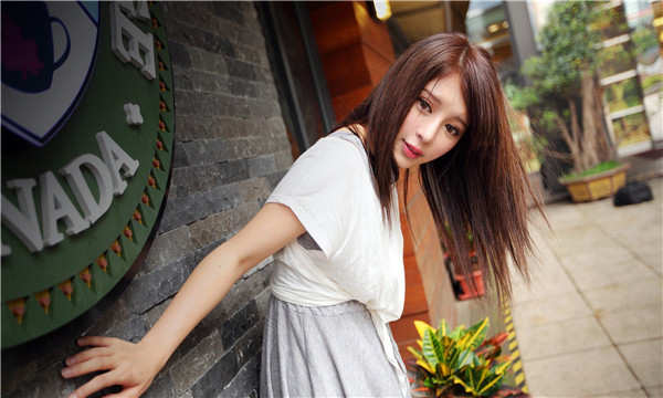 贵德想找一个女性生孩子给报酬-｛找个女人生孩子多少钱｝